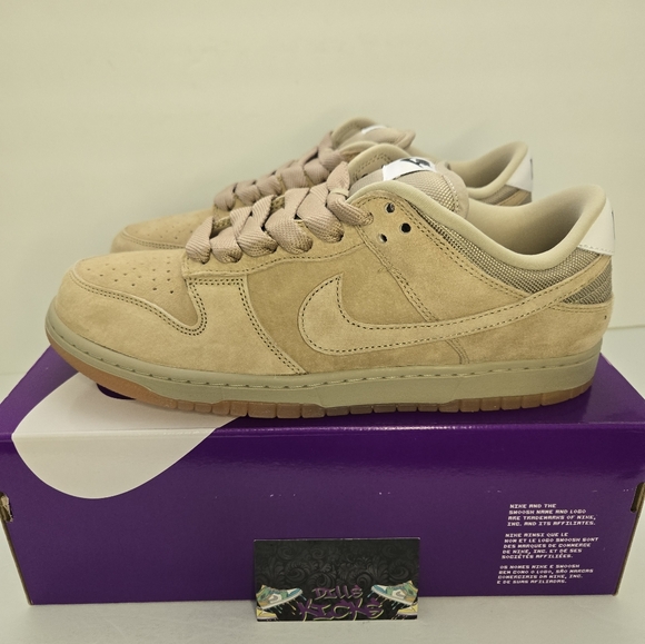 Nike SB Dunk Low - Picture 3 of 9